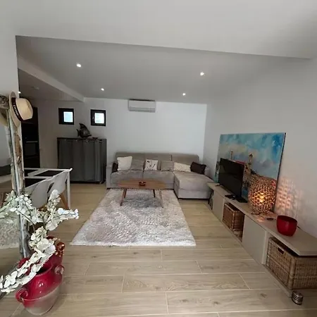 Cosy Hauteur L'atelier Валлорис